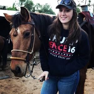 Meet your Posher, Kylee